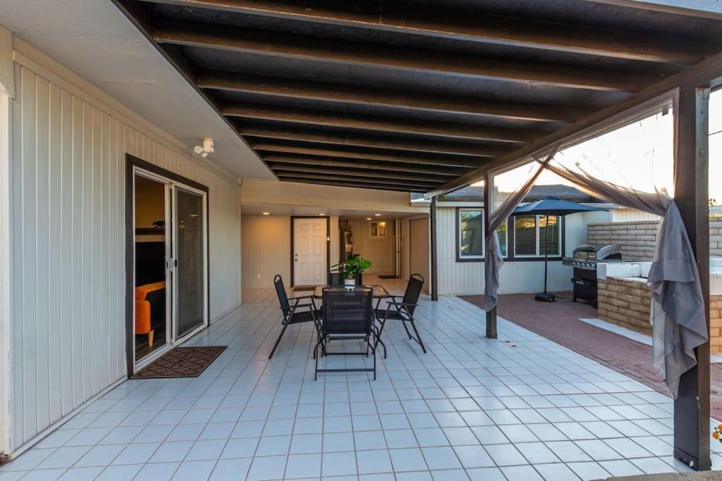 New Midtown Modern Studio With Backyard 凤凰城 外观 照片